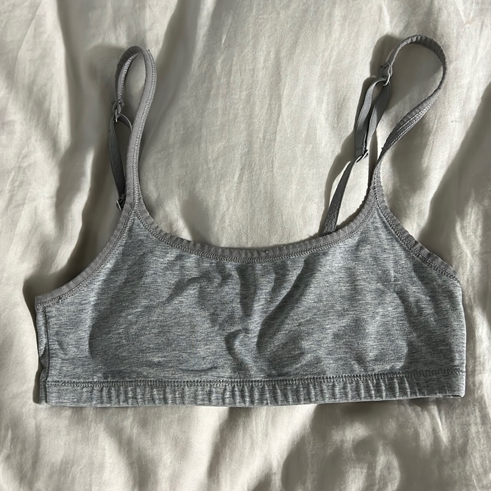 Sports bra